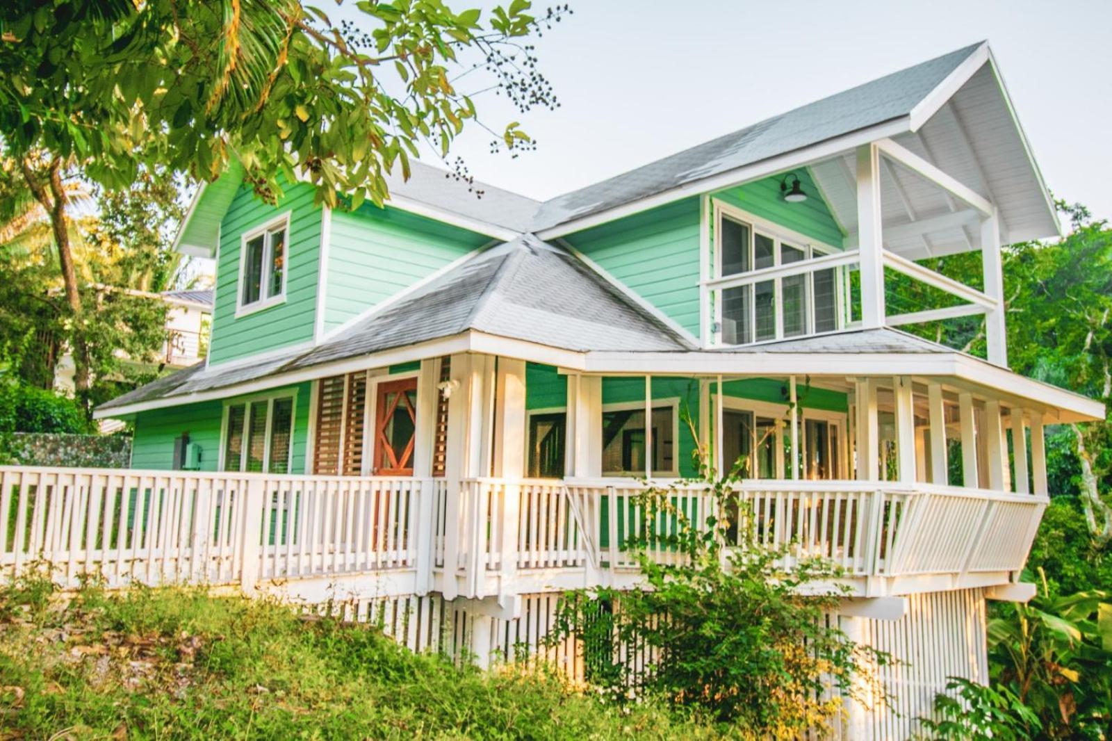 Luna Beach Luxury Boutique Beach Front Resort Jobs Bight Ngoại thất bức ảnh