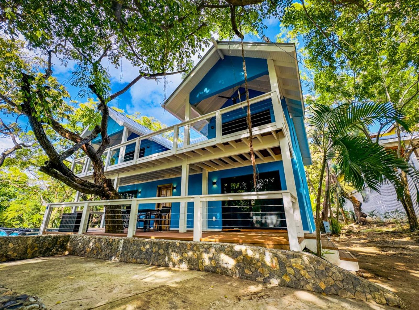Luna Beach Luxury Boutique Beach Front Resort Jobs Bight Ngoại thất bức ảnh